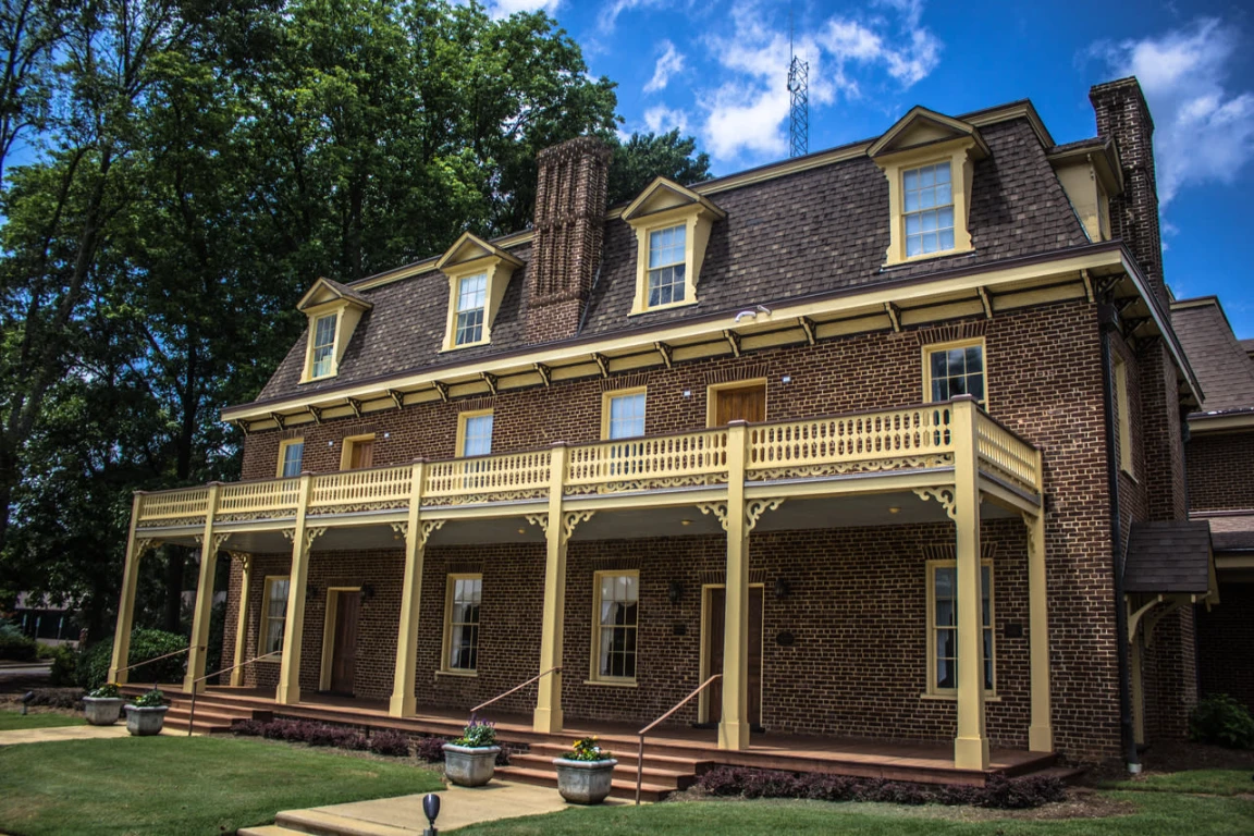 Page-Walker Arts & History Center Page-Walker Arts & History Center