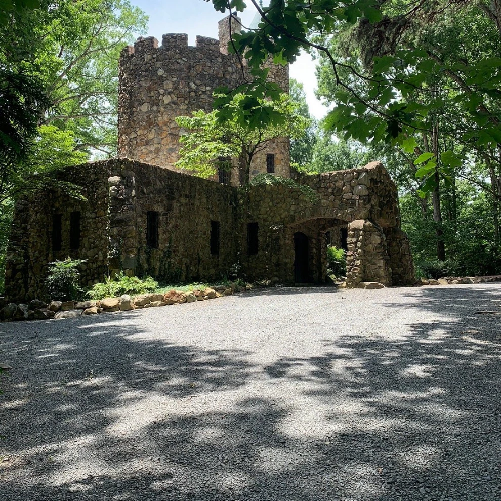 Gimghoul Castle